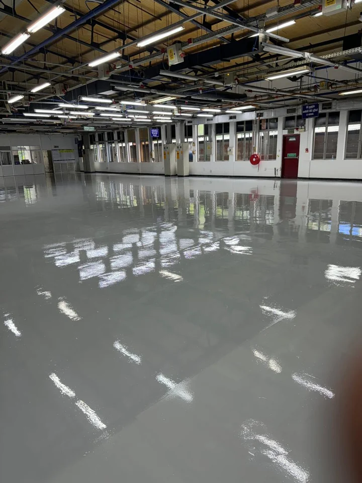 MAS completed surface, photograph 5