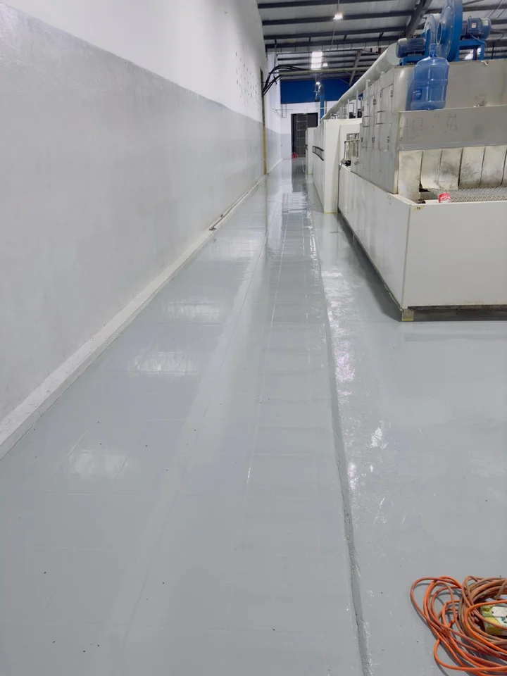 Browns completed surface, photograph 7